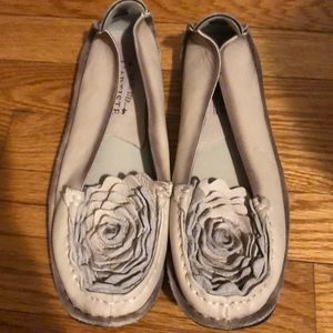 Women’s L’Artiste Dezi Leather Flats